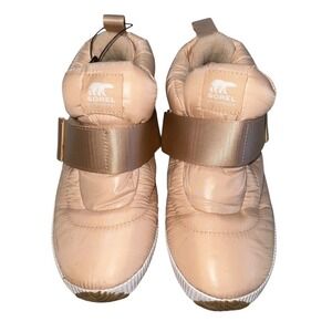 NWT Sorel Out N About Puffy Snow Booties Tawny Buff Blush Womens 7.5